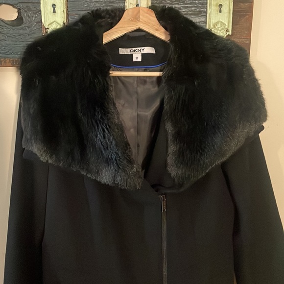 DKNY Black Asymmetrical Wool Mix Coat with Faux Fur Collar Size 14 - Picture 10 of 16